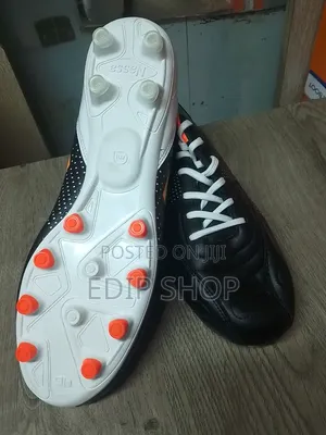 Nassa Adult Football Boots