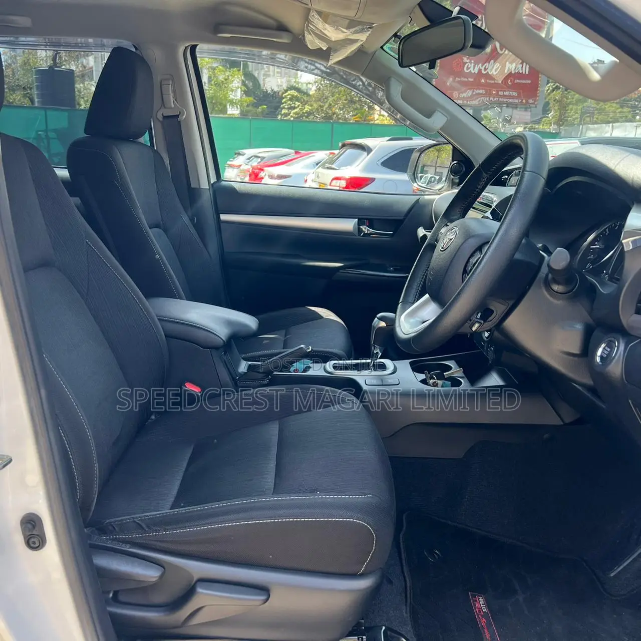 Toyota Hilux 2020 White