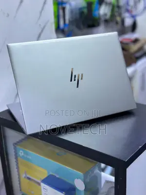 Laptop HP EliteBook 830 G8 16GB Intel Core i7 SSD 512GB