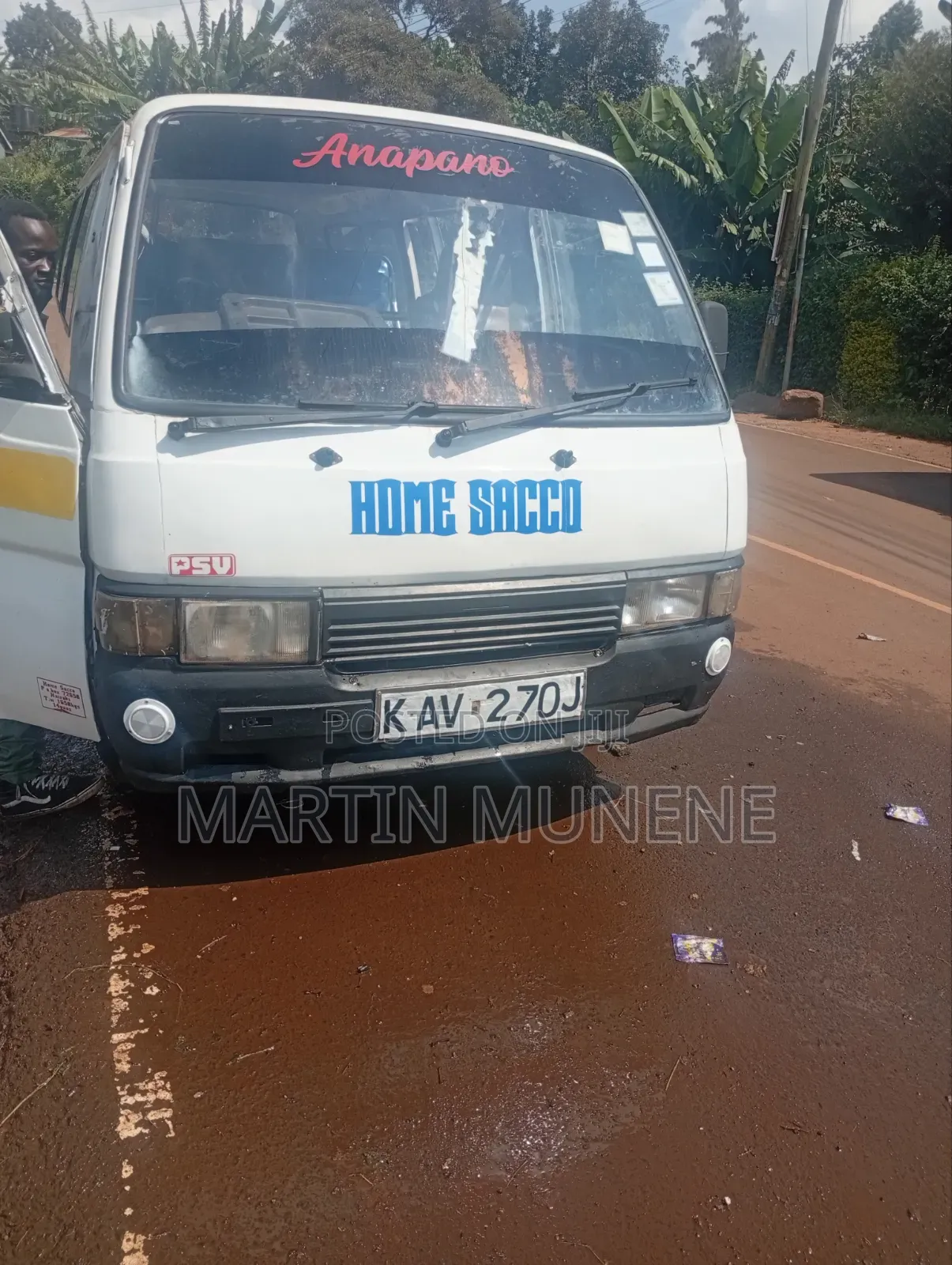 Nissan Caravan (Urvan) 1999 White