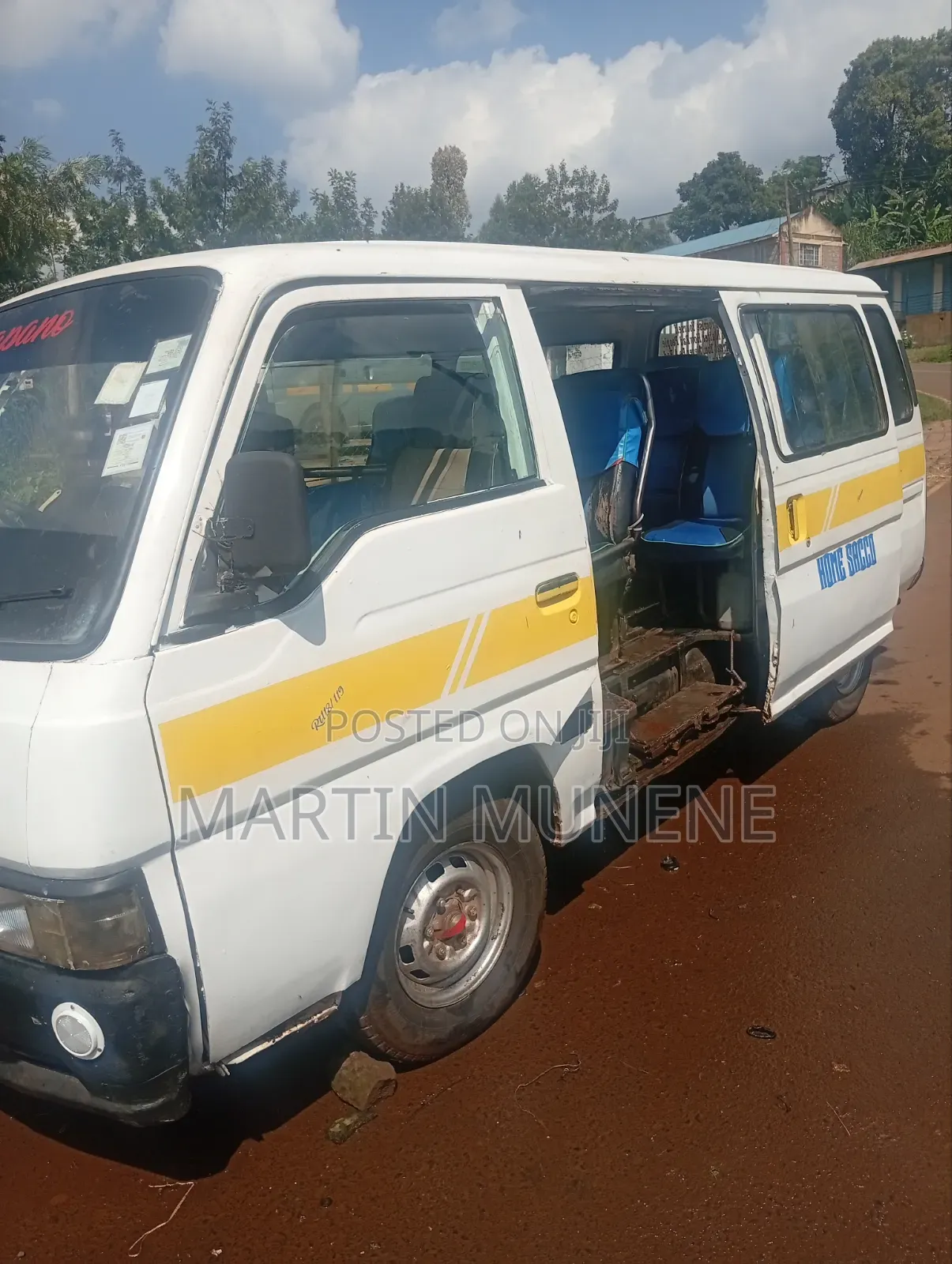 Nissan Caravan (Urvan) 1999 White