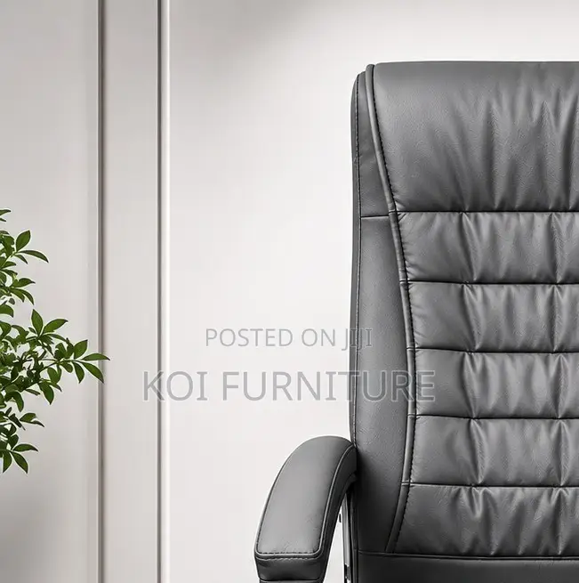 Office Chairs; Strong Leather Executive High Backrest Starbase Chairs