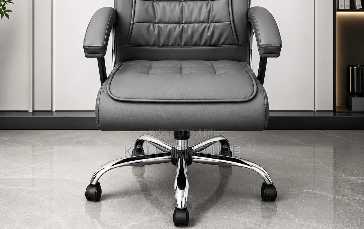 Office Chairs; Strong Leather Executive High Backrest Starbase Chairs
