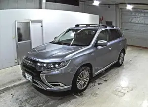 Mitsubishi Outlander PHEV 2019 Silver