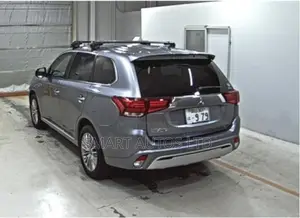 Mitsubishi Outlander PHEV 2019 Silver
