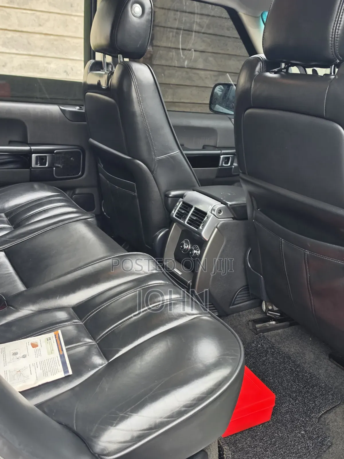 Land Rover Range Rover Vogue 2010 Pearl