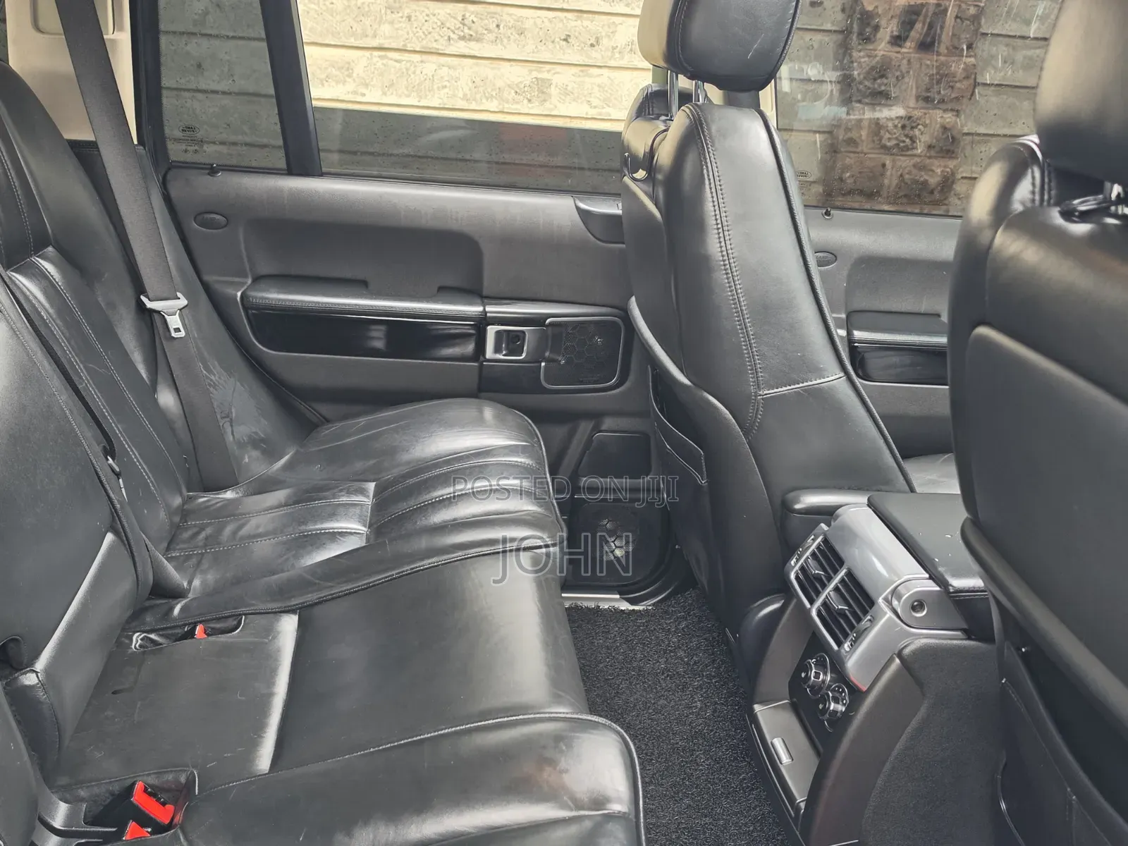 Land Rover Range Rover Vogue 2010 Pearl