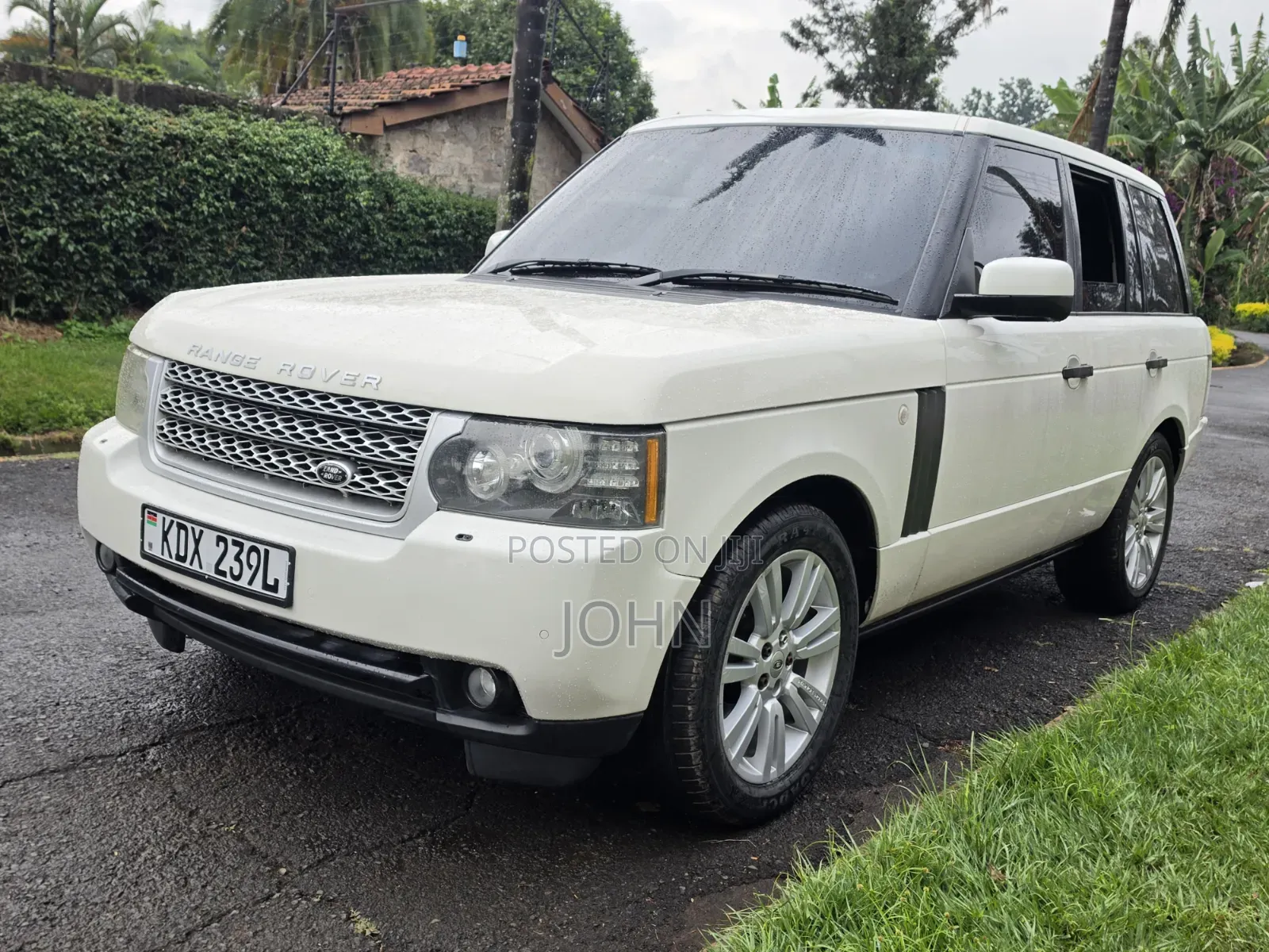 Land Rover Range Rover Vogue 2010 Pearl