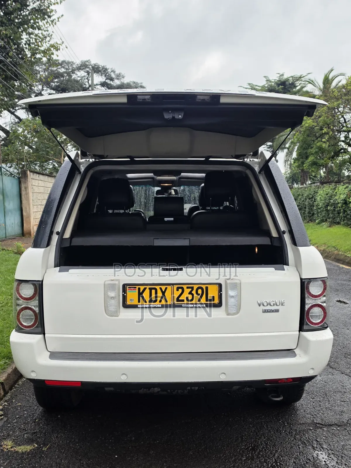 Land Rover Range Rover Vogue 2010 Pearl