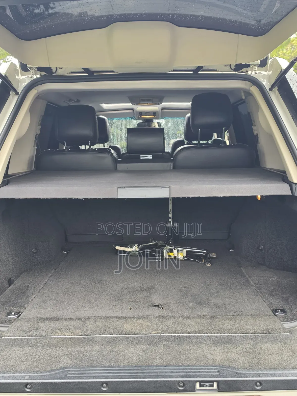 Land Rover Range Rover Vogue 2010 Pearl