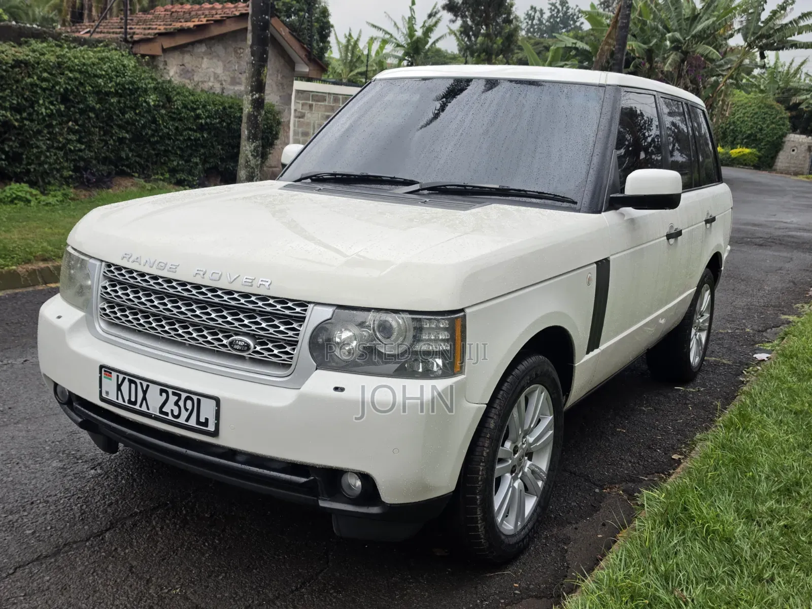 Land Rover Range Rover Vogue 2010 Pearl