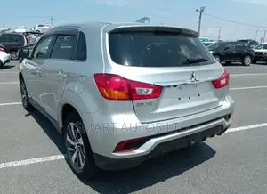 Mitsubishi RVR 2019 Silver