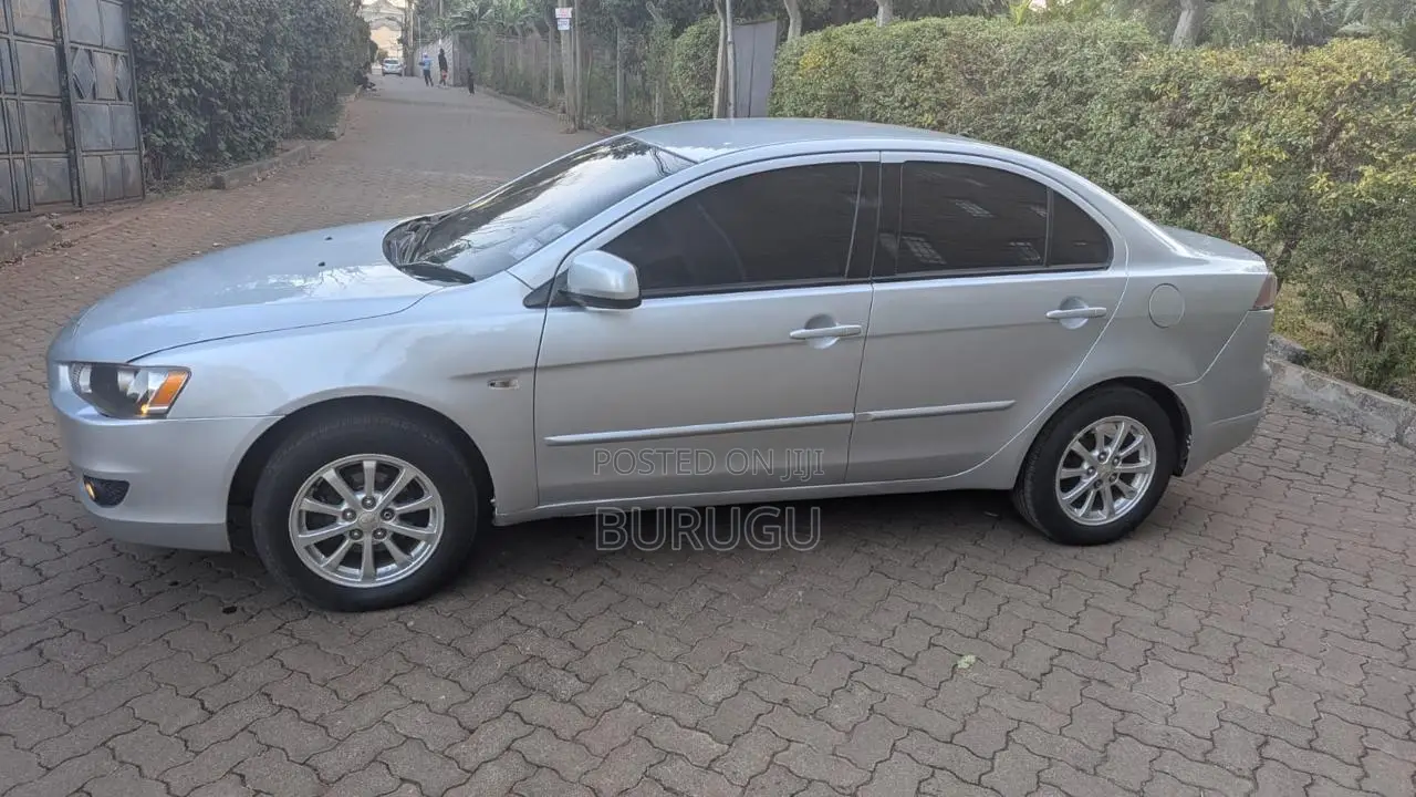 Mitsubishi Lancer 2013 Silver