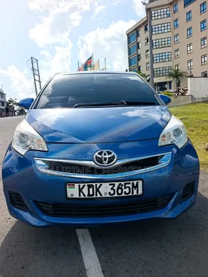 Toyota Ractis 2016 Blue