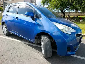 Toyota Ractis 2016 Blue