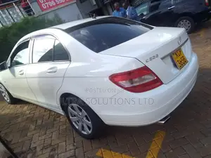Mercedes-Benz C200 2011 White