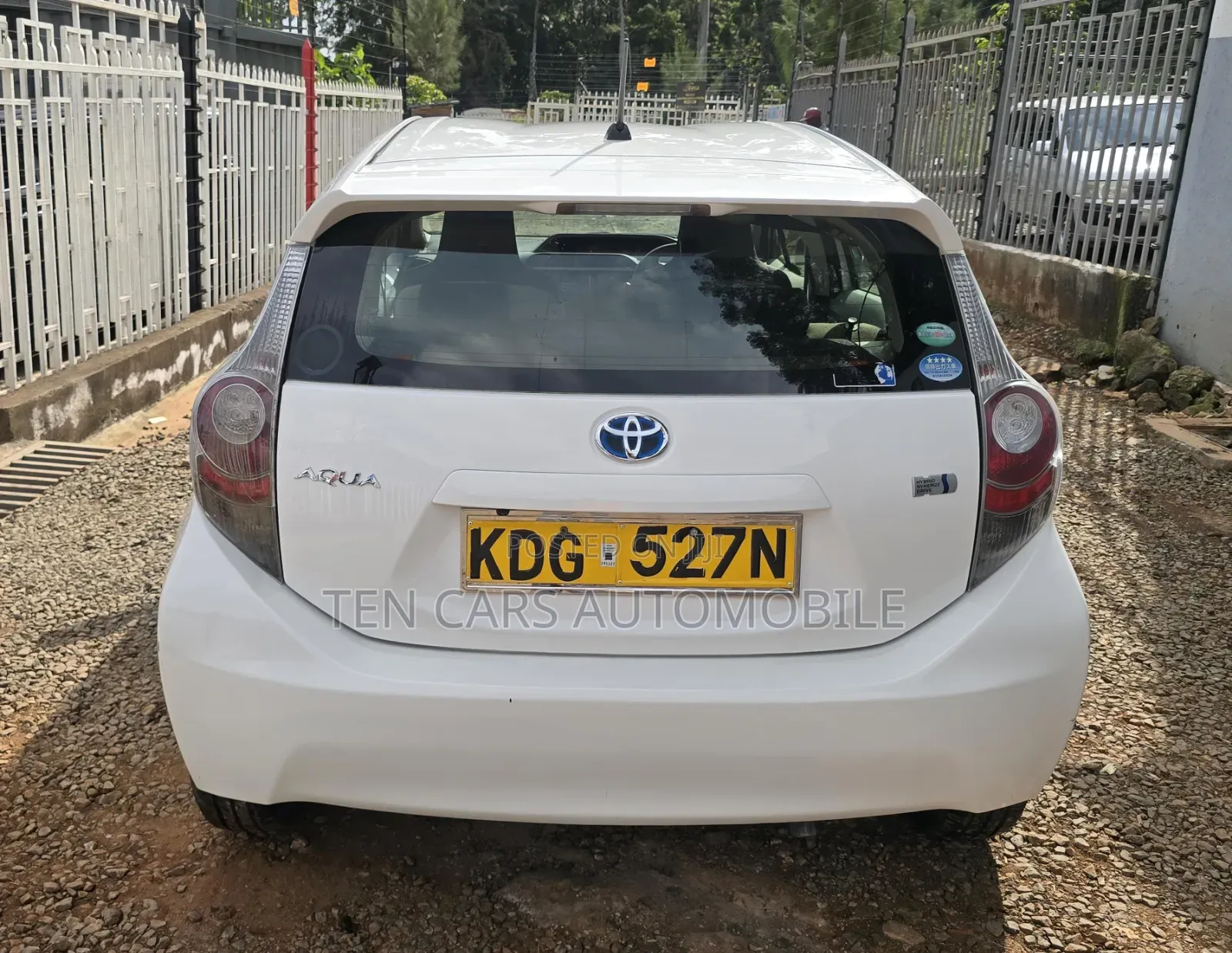 Toyota Aqua 2014 White
