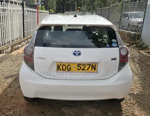 Toyota Aqua 2014 White