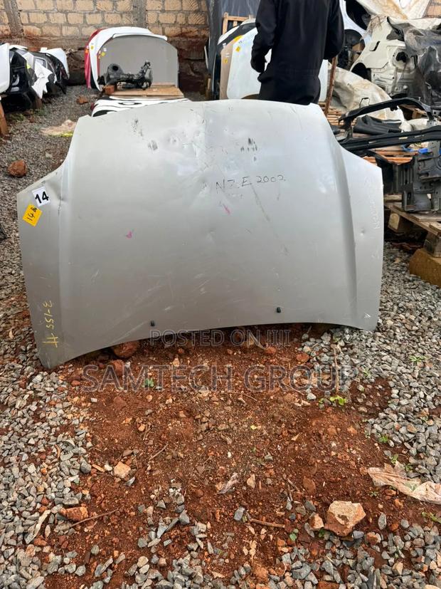 Nze 2002 Bonnet Cover Available