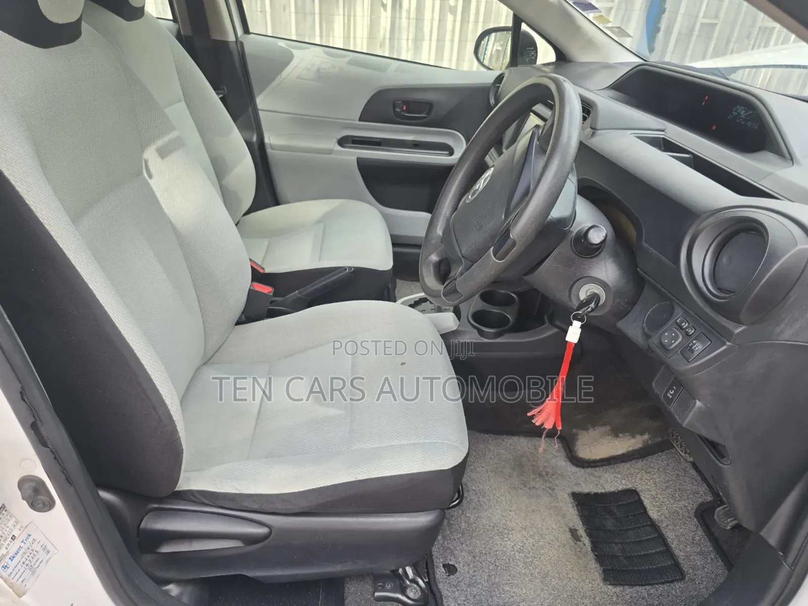 Toyota Aqua 2014 White