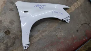 Mitsubishi RVR Wing