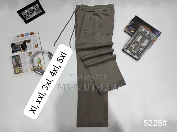 Unisex Jogger-Style Cargo Pants - thumbnail 16