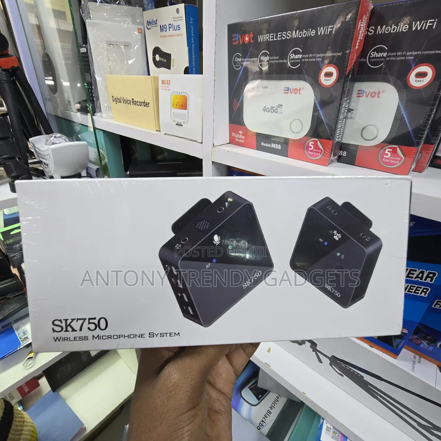 Sk750 Wireless Mic for Vlogging Interviews Streaming