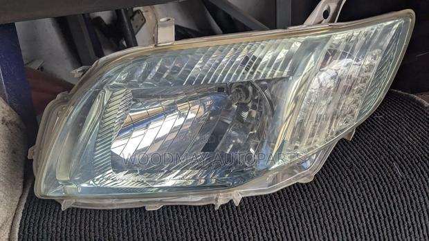 Axio / Fielder Headlight - thumbnail 2