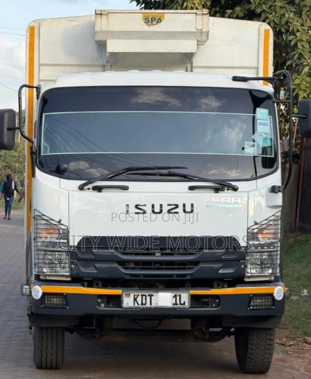 Isuzu FRR 90 Blue Power 2024