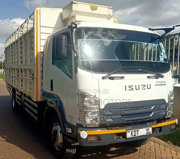 Isuzu FRR 90 Blue Power 2024 - thumbnail 4
