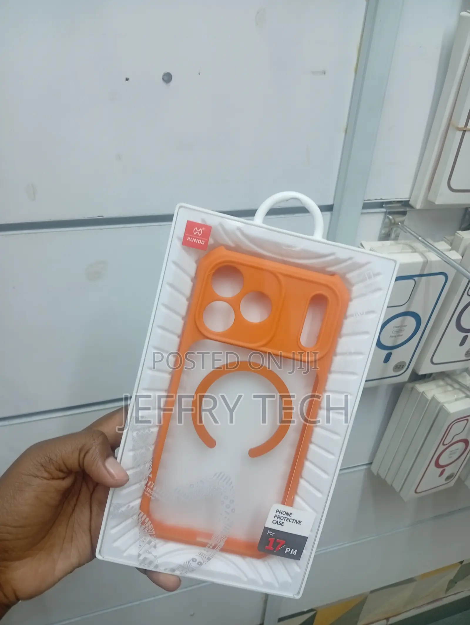 iPhone 17 Pro Max Xundd Beatle Magnetic Case