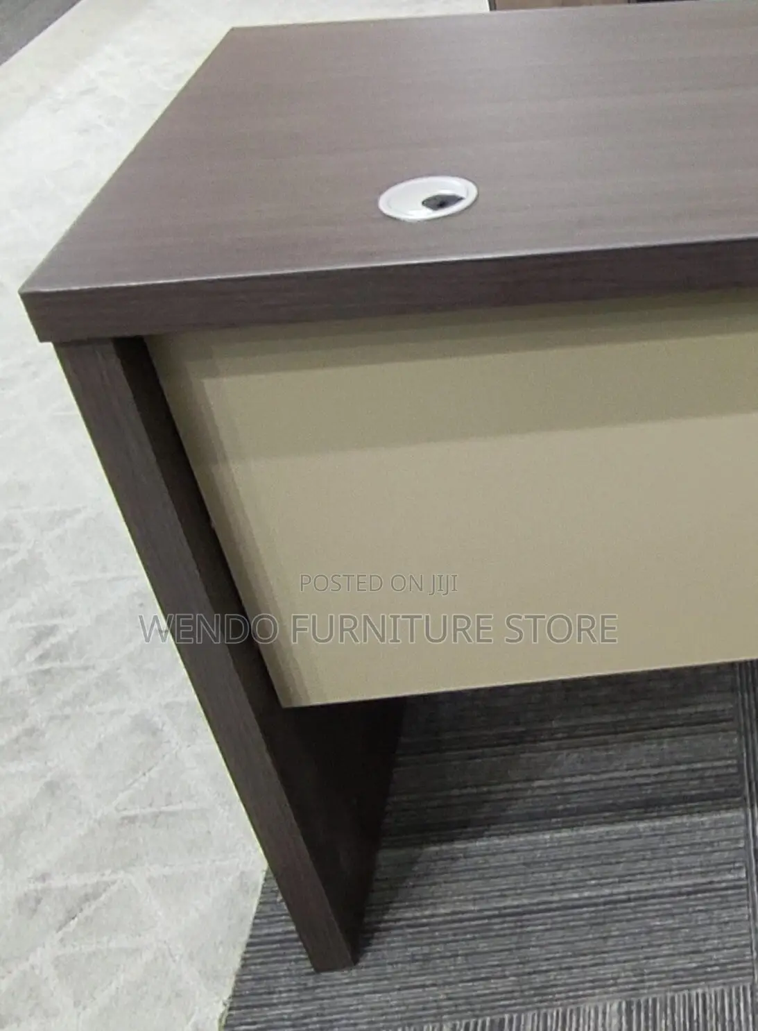 Office Desk; 1.2 Meters Executive Desk With Drawers