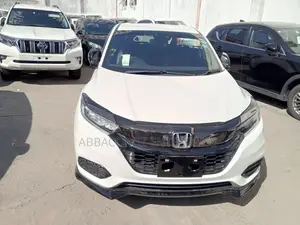 Honda Vezel 1.5 Hybrid 2WD 2018 Pearl