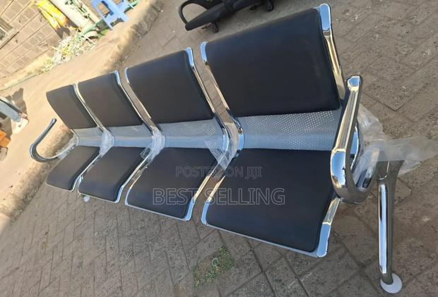 4 Seater Padded Waiting Chairs