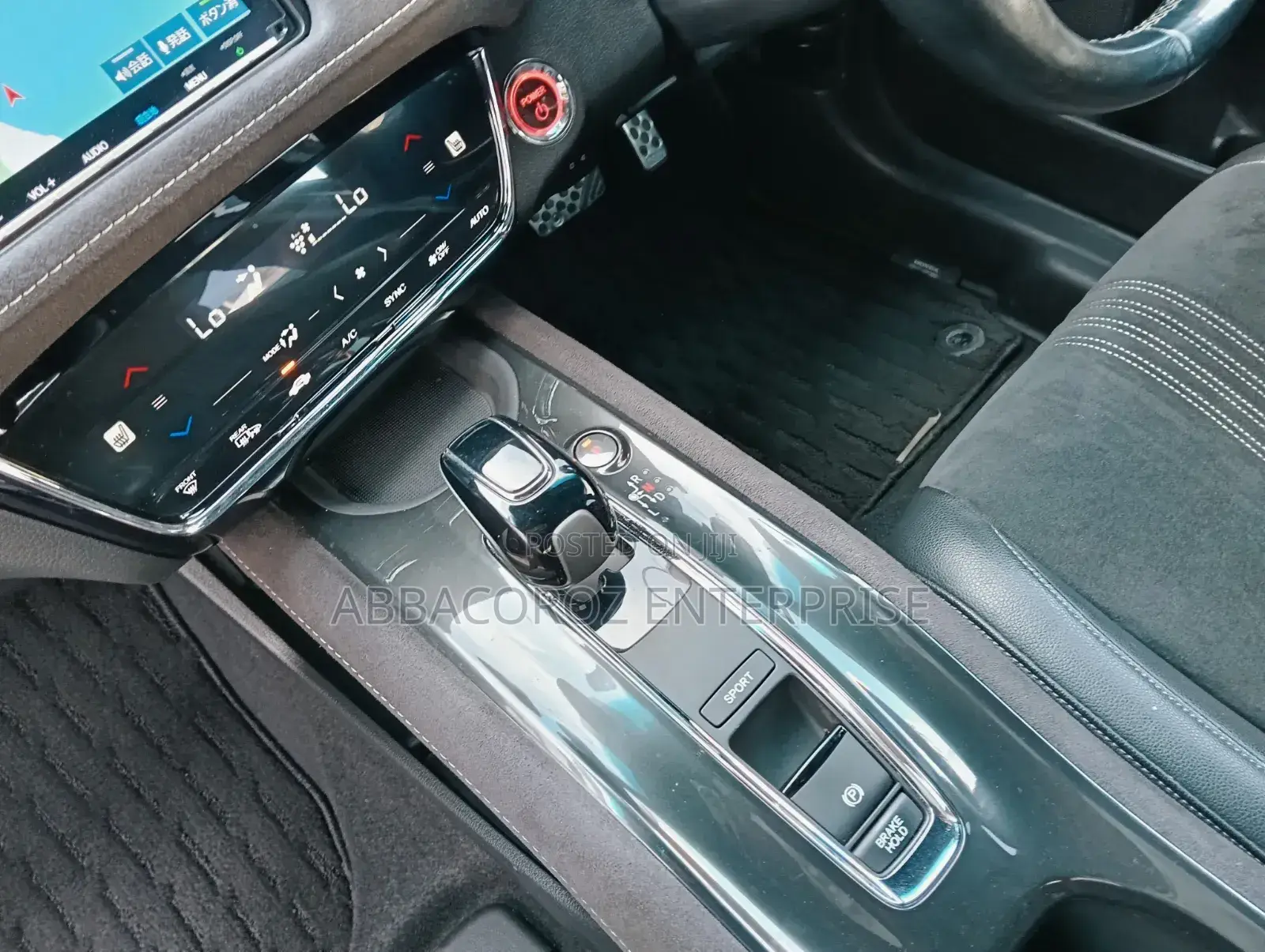 Honda Vezel 1.5 Hybrid 2WD 2018 Pearl