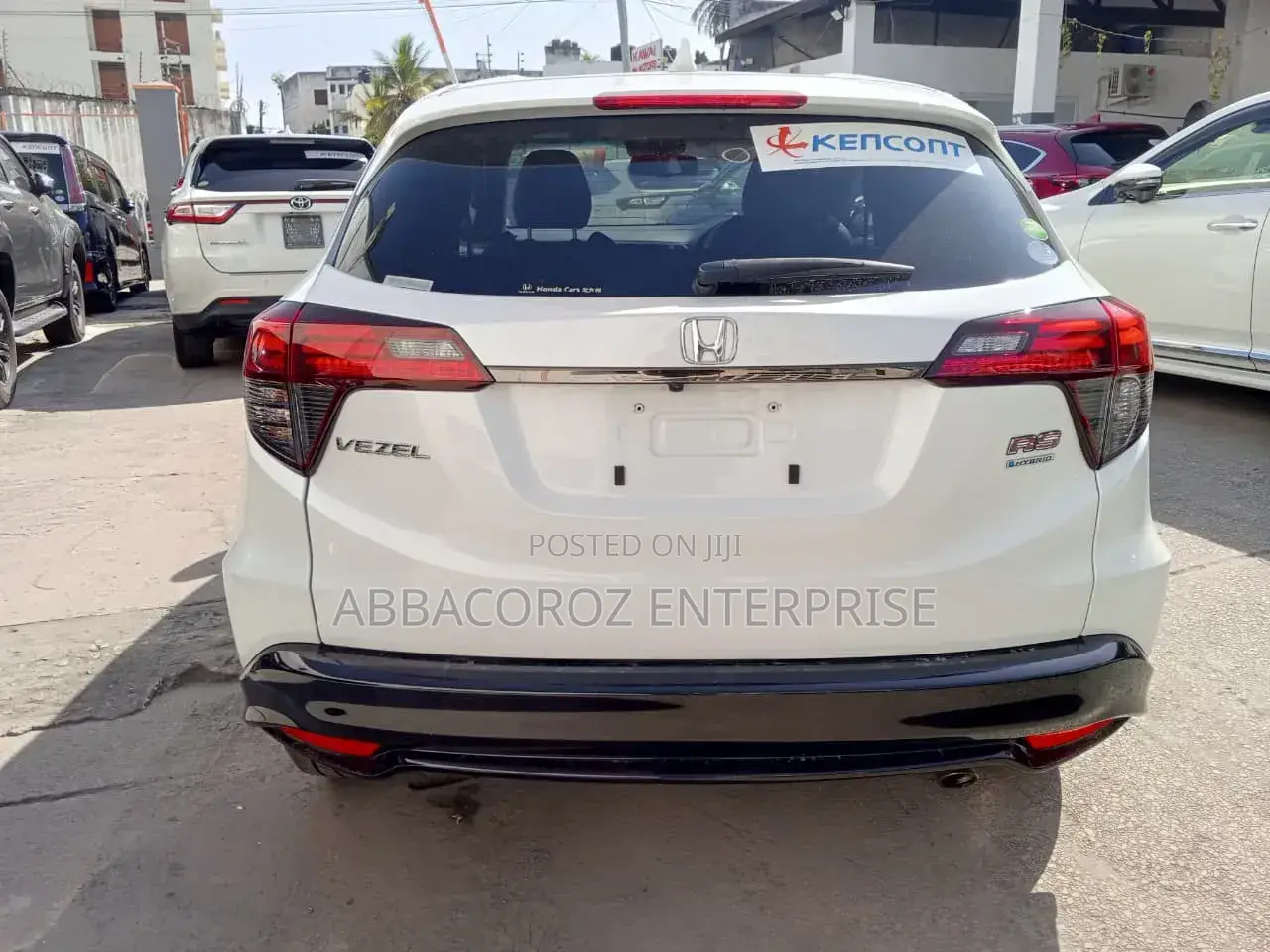 Honda Vezel 1.5 Hybrid 2WD 2018 Pearl