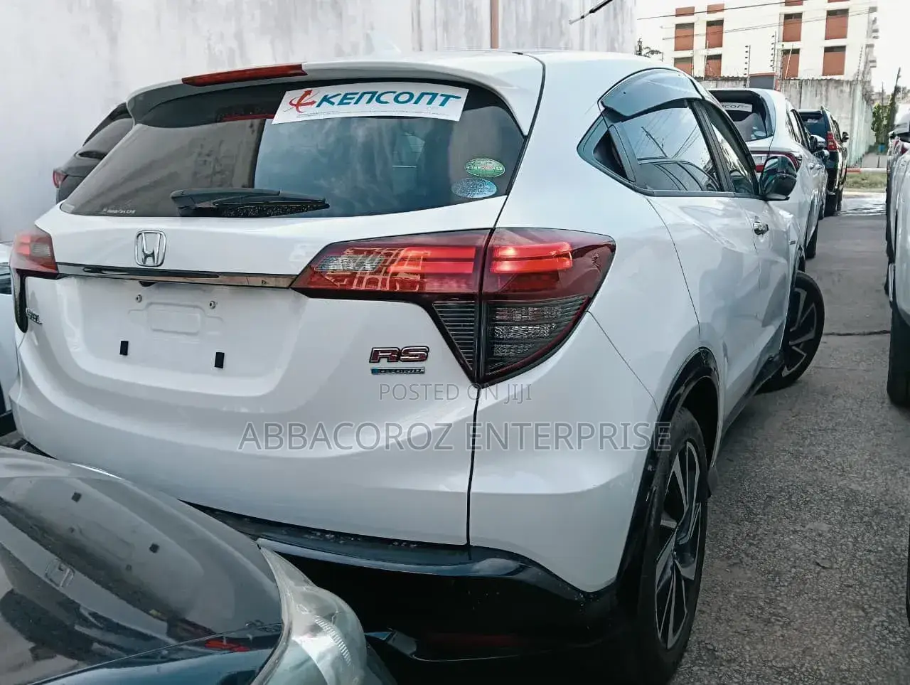 Honda Vezel 1.5 Hybrid 2WD 2018 Pearl