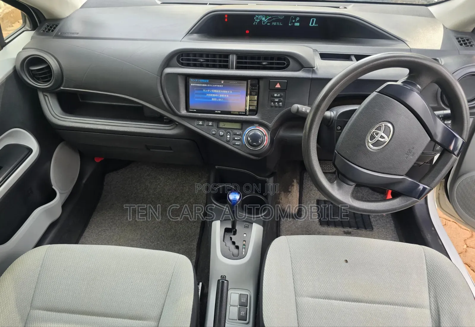 Toyota Aqua 2014 White