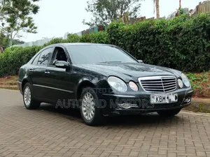 Mercedes-Benz E200 2004 Black