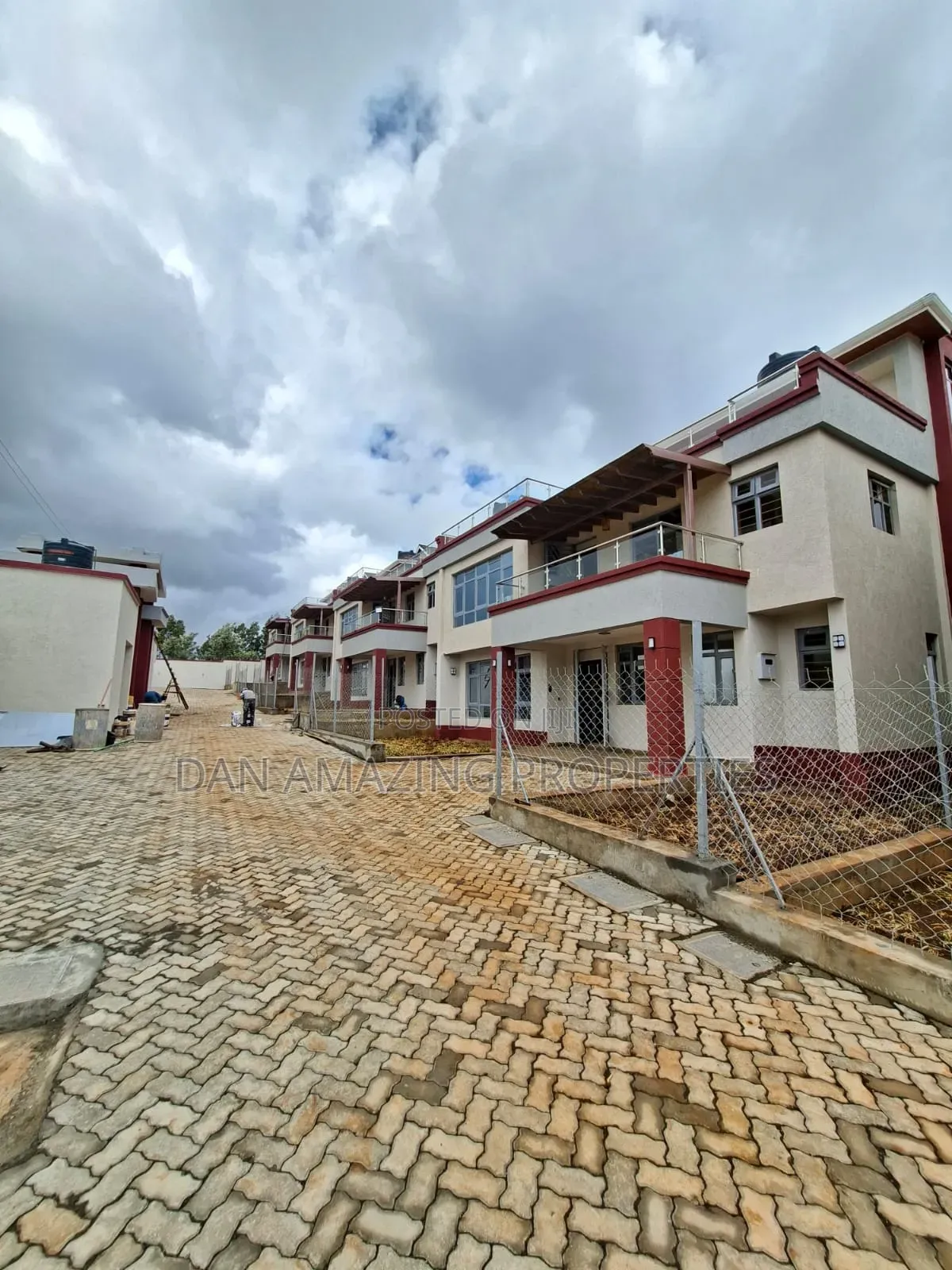 5bdrm Maisonette in Kamangu, Karai for rent