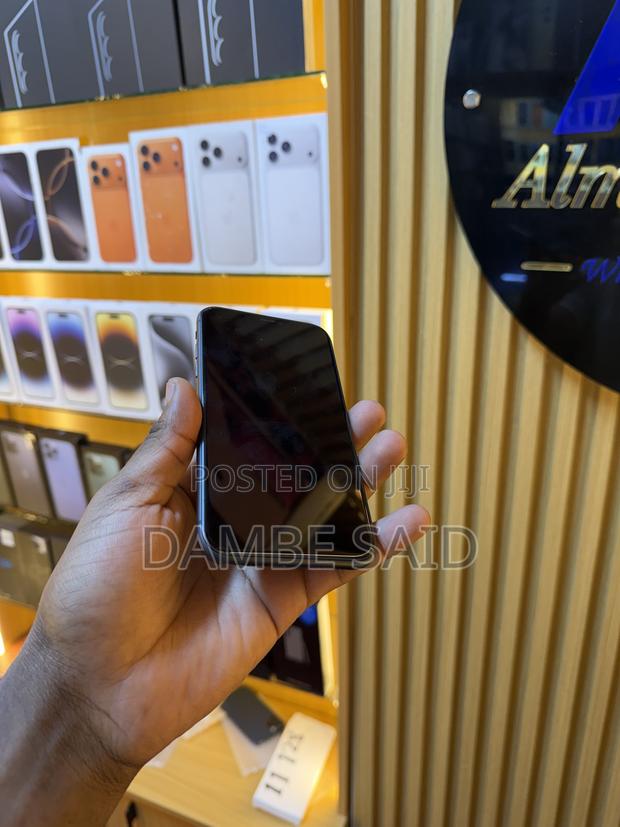 Apple iPhone 11 128 GB Black - thumbnail 3
