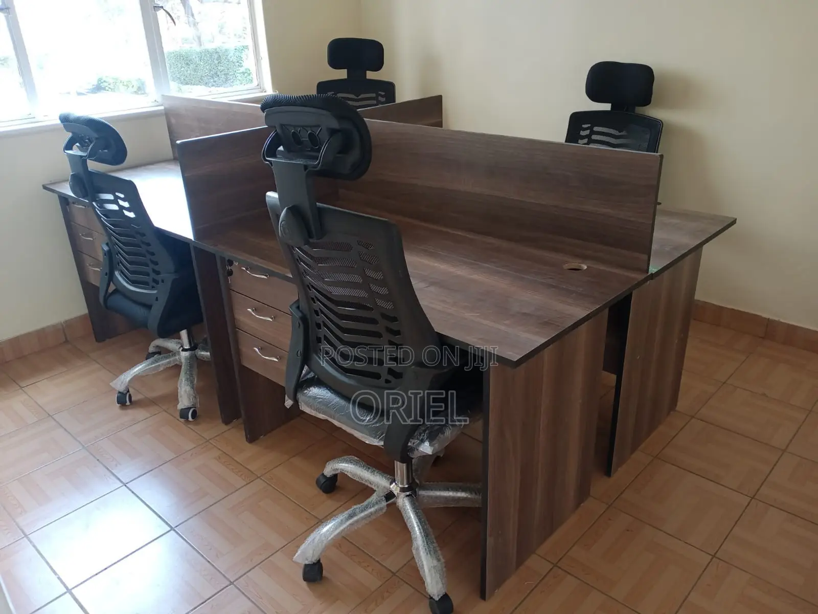 Office Workstation : Local 4-Way Office Workstation With Drawers