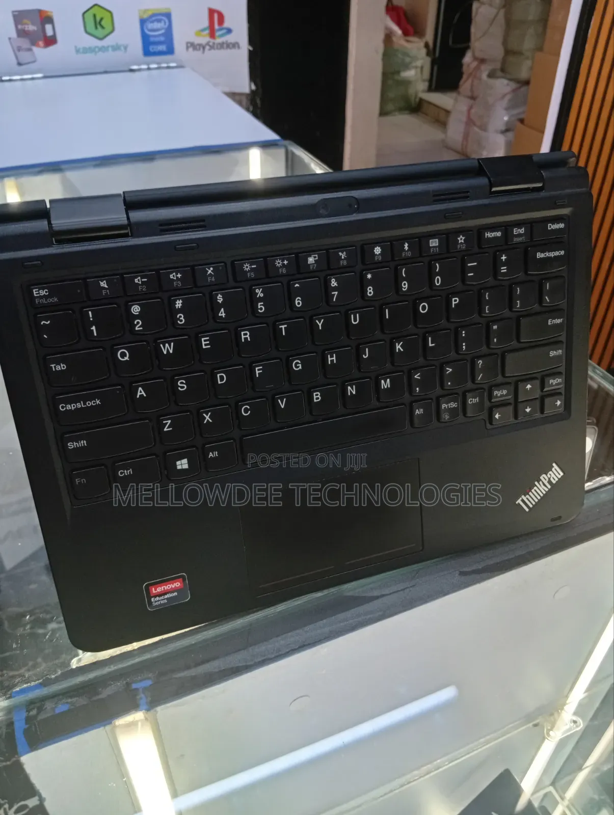 Laptop Lenovo Yoga 11e 4GB Intel Celeron SSD 128GB