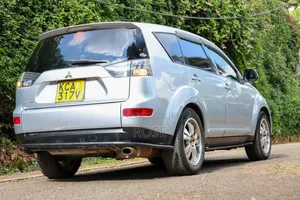 Mitsubishi Outlander 2007 Silver