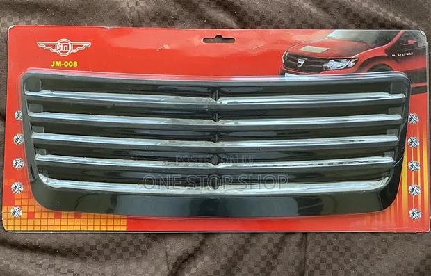 Grill Shaped Black Bonnet Scoop Decor - main view