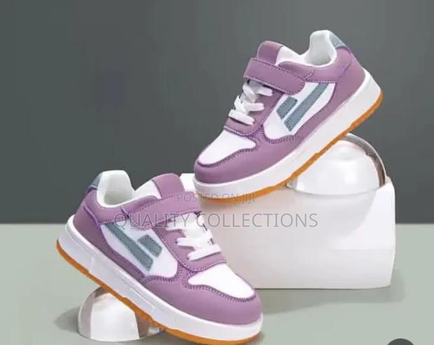 Kid-Approved Shoe - thumbnail 2