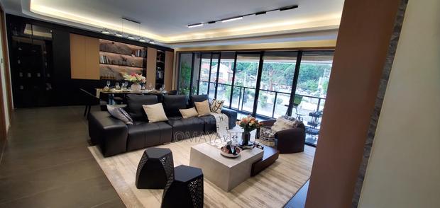 4bdrm Apartment in Raphta Road Area for sale
