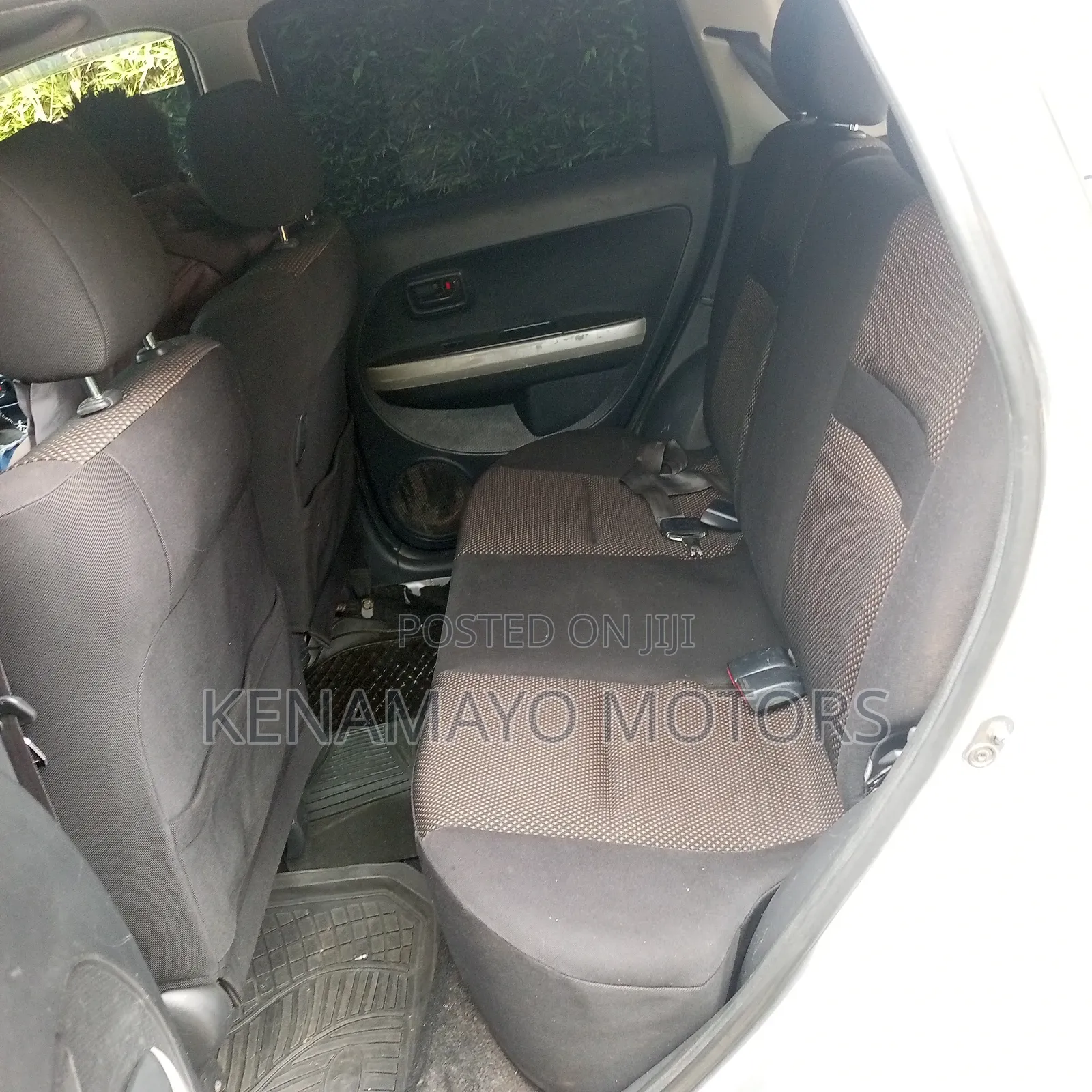 Toyota IST 2004 Silver