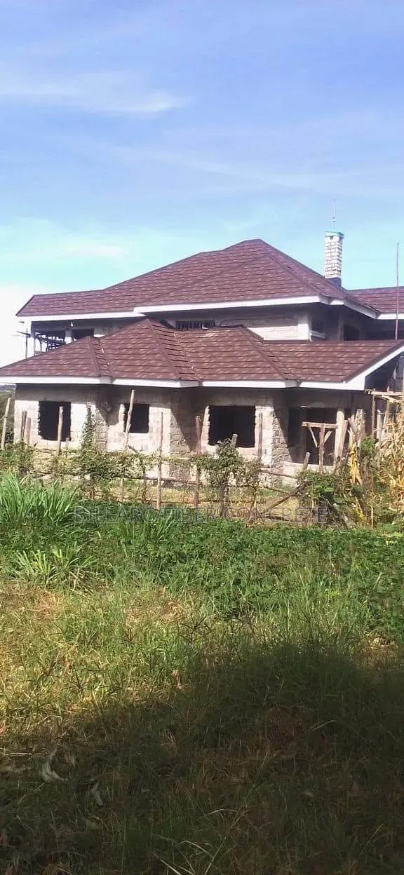 Roofing Specialist