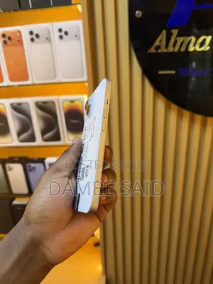 Apple iPhone 15 256 GB White